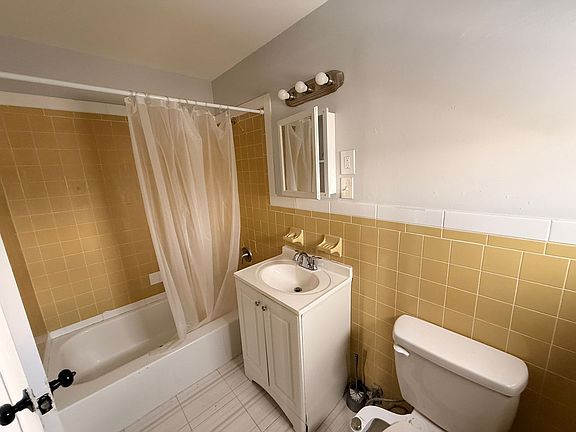 4th image of 481 Avenue C #33E