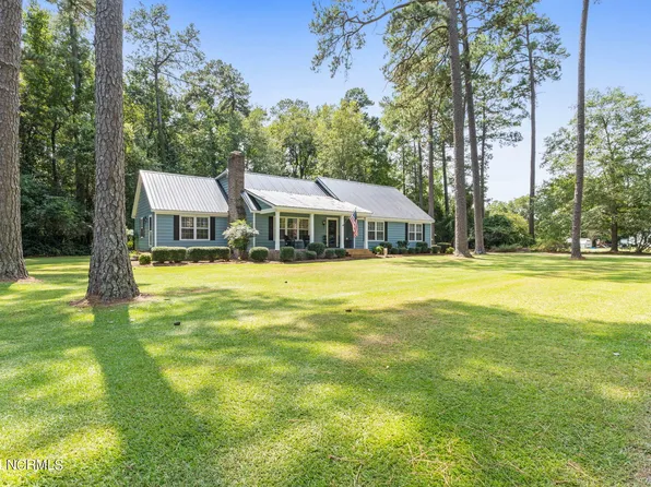 106 Sandwall Drive, Tabor City, NC 28463