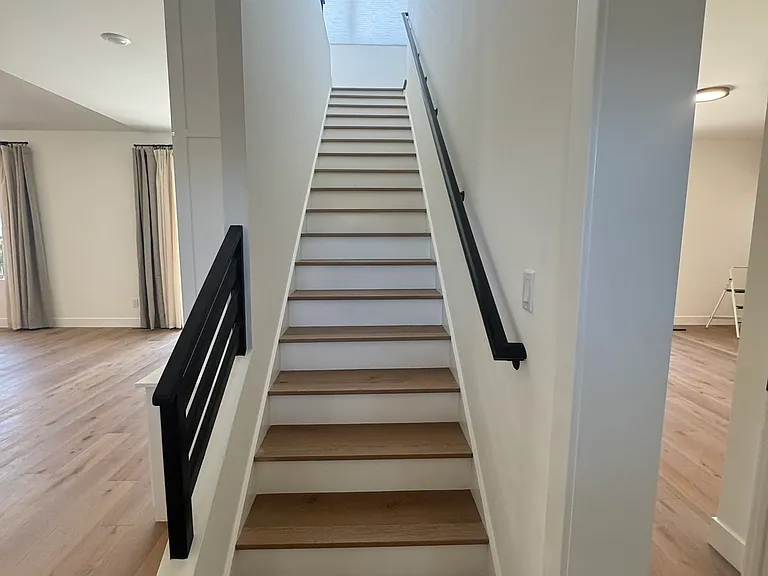 320 Cecile Ct — Photo 12