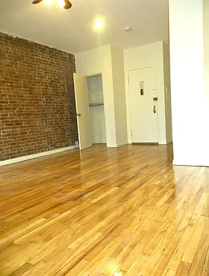 Rented by Keller Williams NYC | media 25