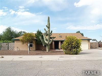 1st image of 9461 N Heron Pl