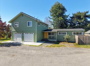 2086/2088 Groth Ct, Eureka, CA 95503