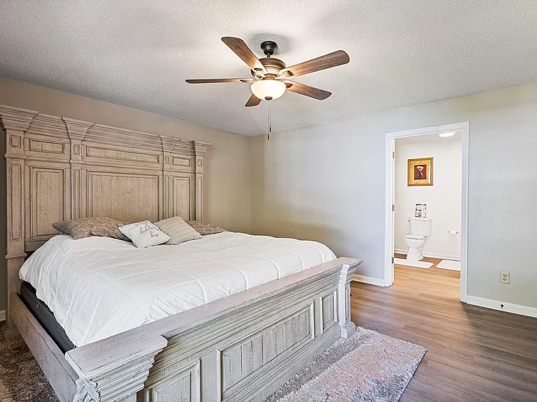 655 Balfour Rd — Photo 13