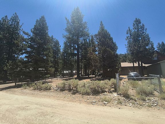 4th image of 2767 Cedar Ln