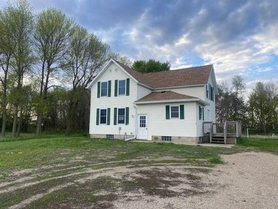 58462 246th St, Winthrop, MN, 55396