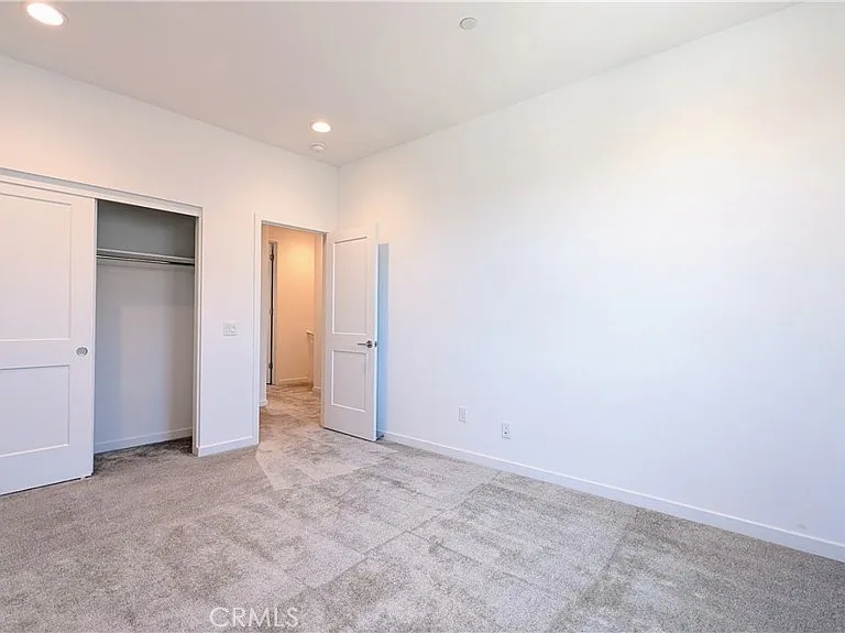 231 Babson Ct — Photo 23