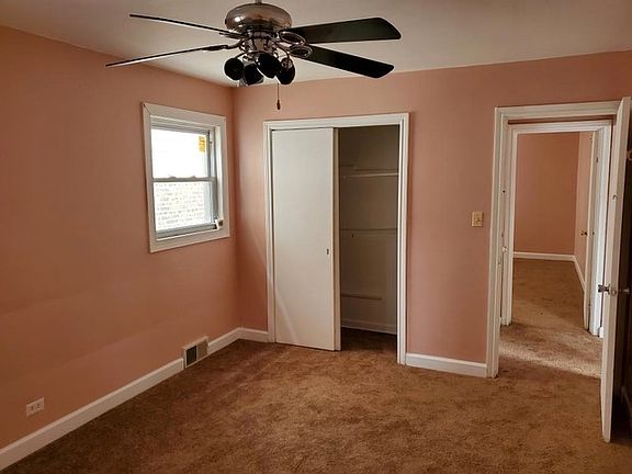 2nd image of 6414 N Rockwell St APT 2