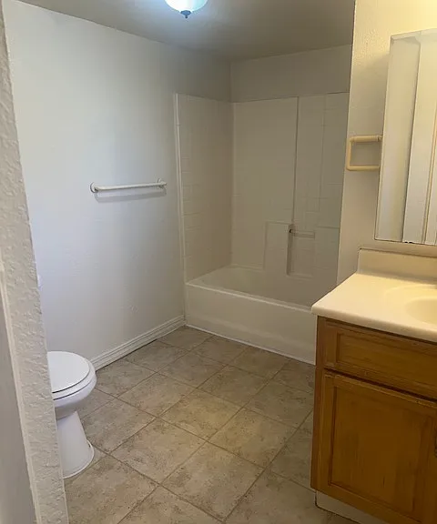 8246 Tarbat St — Photo 9