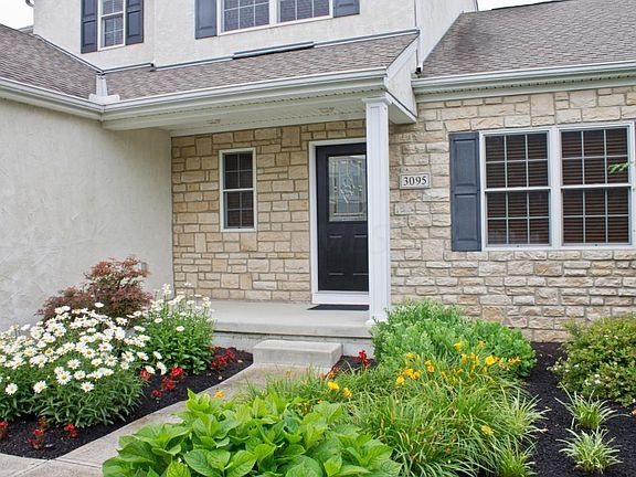 2nd image of 3095 Walkerview Dr