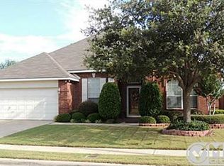 5425 Champlain Dr, Fort Worth, TX 76137