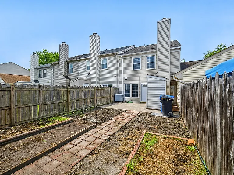 254 Weller Blvd — Photo 33