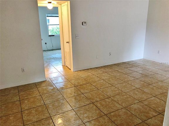 5th image of 1475 Grove St APT 102