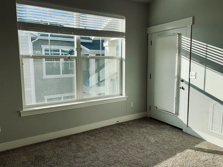 629 N Emery Ln #629 — Photo 3