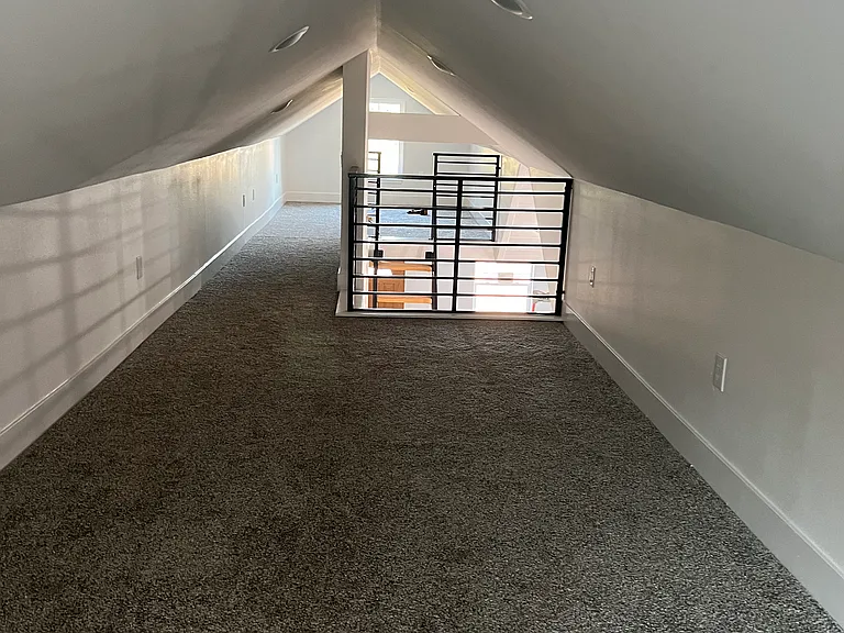1307 N Brooklane St — Photo 4