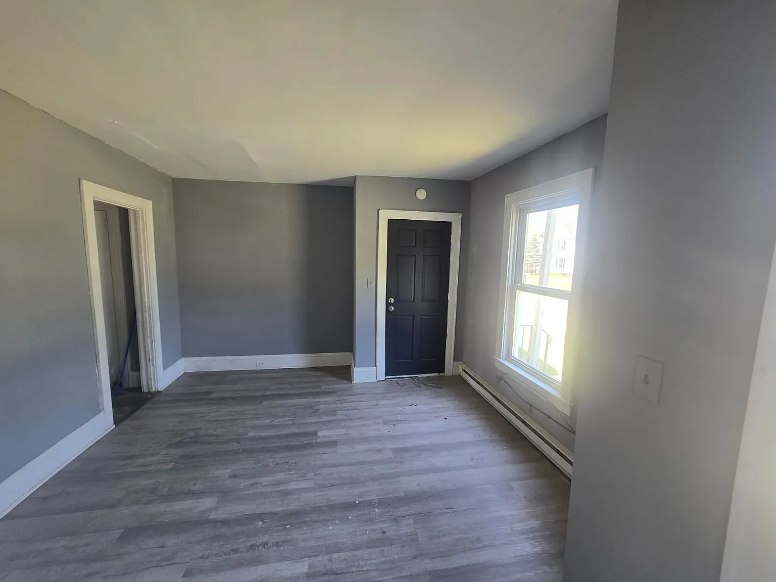 2 bed, 900 sqft, $1,150 — Photo 2