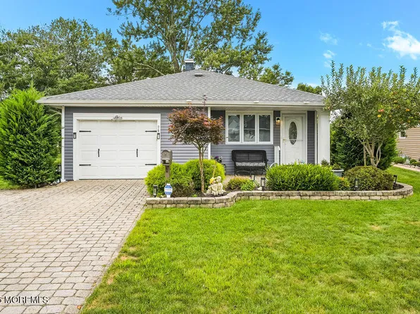 96 Grenada Street, Toms River, NJ 08757