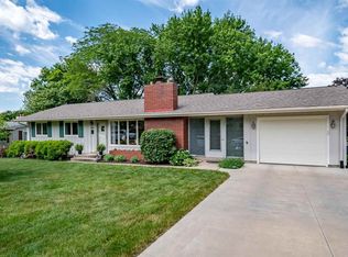 39 N Lowell St, Iowa City, IA 52245