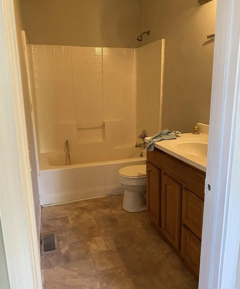 3 bed, 1150 sqft, $1,550 — Photo 4