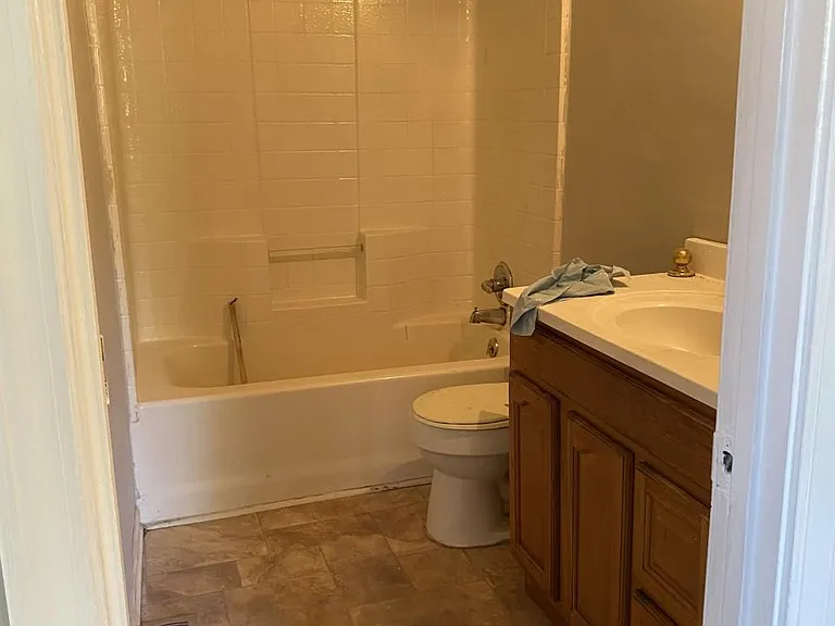 262 Golson Dr — Photo 4