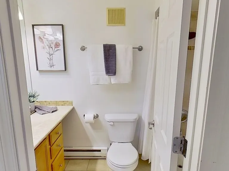 5249 40th Ave NE #402 — Photo 11