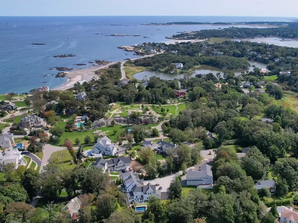 57 Jerusalem Road Dr, Cohasset, MA 02025