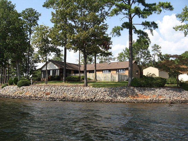 1st image of 162 Aviator Ln
