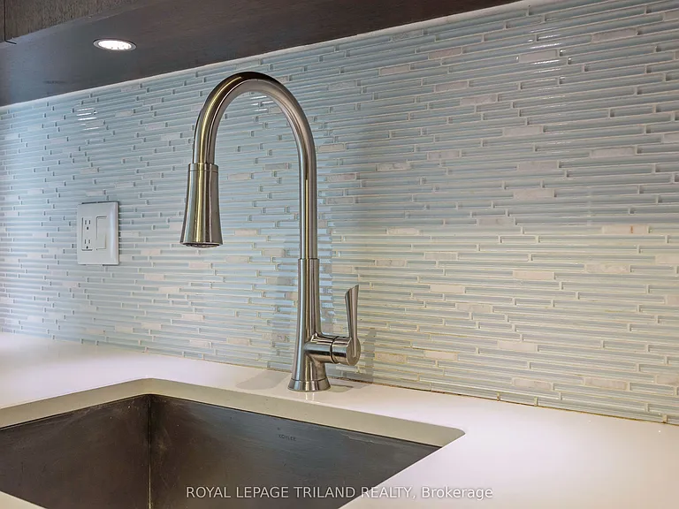 155 Kent St #606 — Photo 10