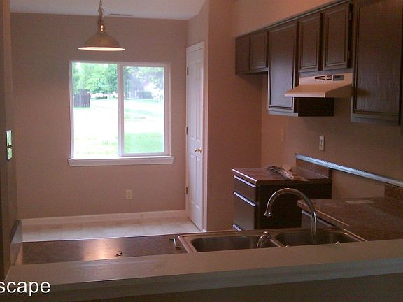3rd image of 8049 Atwood Ct