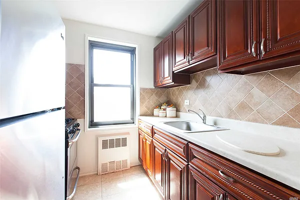 Sold by Benjamin Realty Since 1980 | media 13