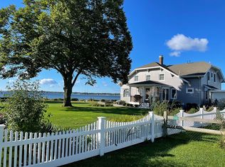 36 11th Ave, Warwick, RI 02886