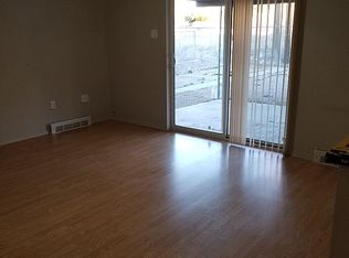 1611 S Grandview Dr, Gallup, NM 87301