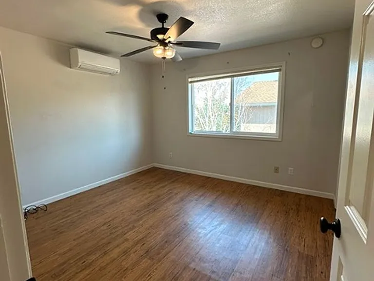 1716 Lakeview Ave — Photo 13
