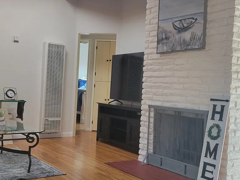 1430 Manhattan Beach Blvd #2 — Photo 35