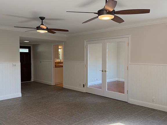 5th image of 1388 Pine Ave