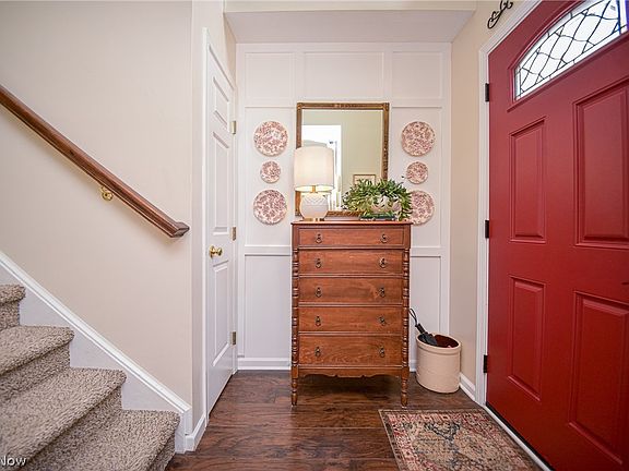 3rd image of 751 Fawn Ct