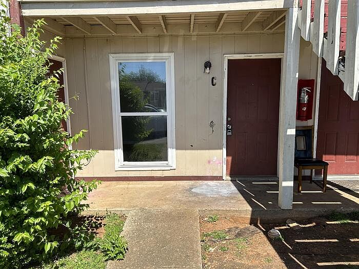 2nd image of 2212 Jonathan Dr NW #C