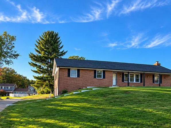 1106 Peachtree Rd, Fallston, MD 21047
