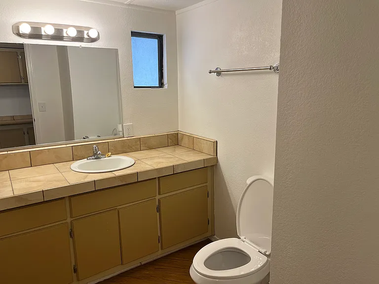 3876 E Hearne Ave — Photo 9