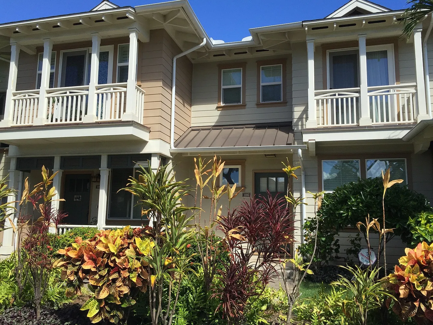 Ewa Beach | Ka Makana | Resort style living | 3 Bed 3 Bath 2 Car Garage Townhome — Photo 4