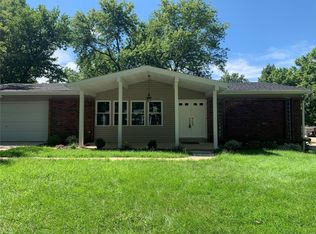 15720 Callender Ct, Chesterfield, MO
