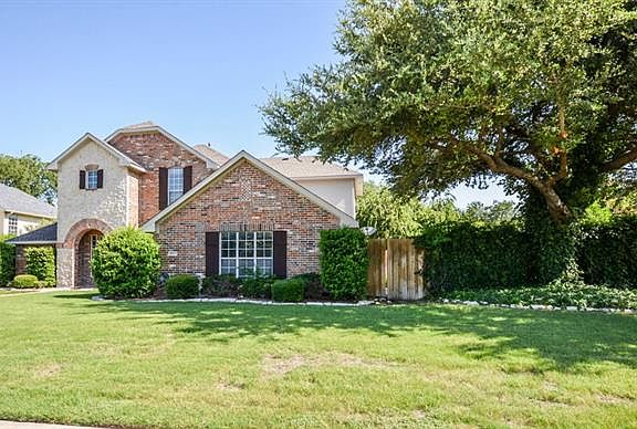 2nd image of 4565 Oak Shores Dr