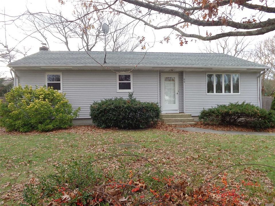 1st image of 66 Ronkonkoma Blvd