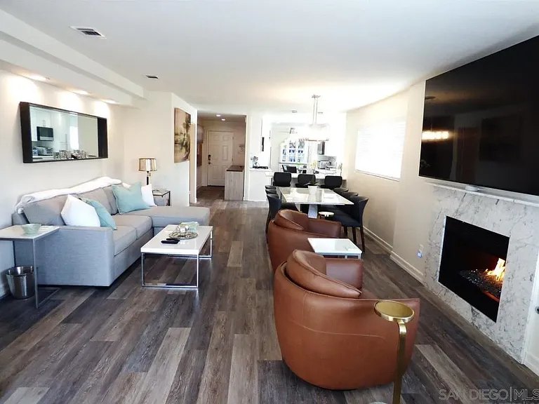 1115 Pearl St #6 — Photo 12