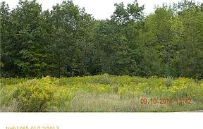 4th image of 40 Greenfield Dr