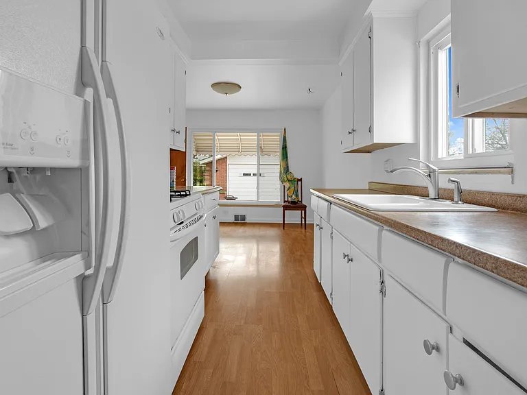 3822 Rome Ave — Photo 7