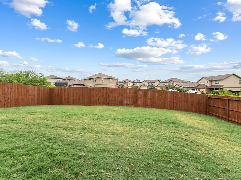 2526 Wentwood Run — Photo 27