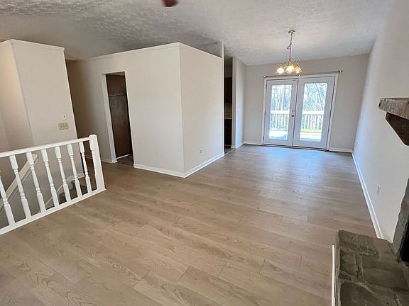 2nd image of 5270 Sugar Crest Dr