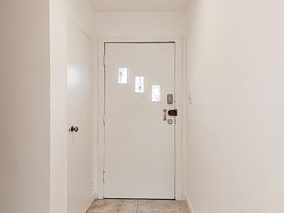 4th image of 637 Maury Ave