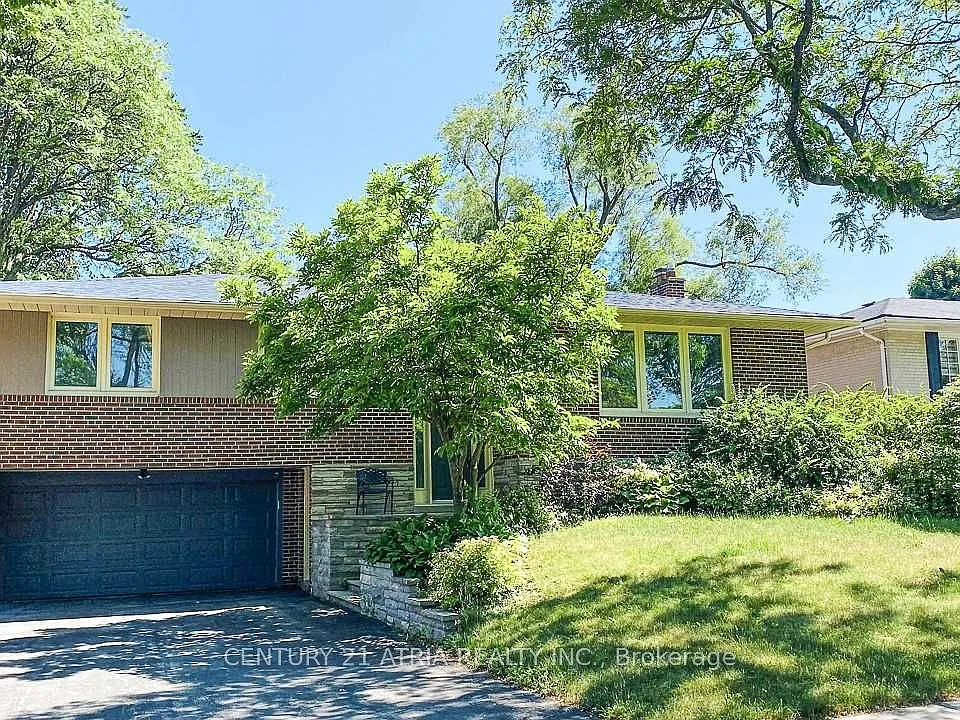 11 Danville Dr