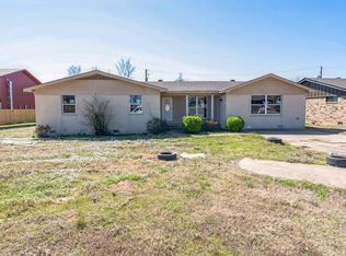 1007 Stone St, Jacksonville, AR 72076